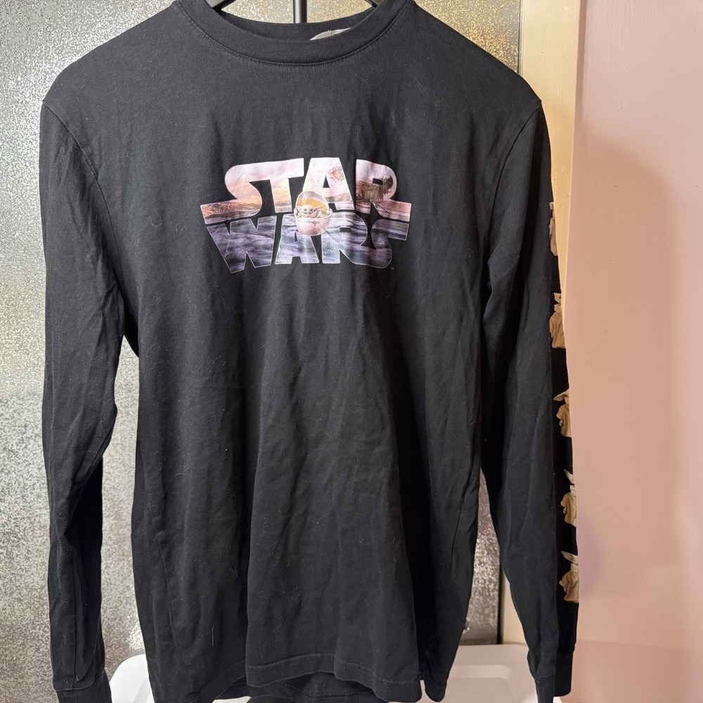 BABY YODA Star Wars The Mandalorian Long Sleeve TShirt Size Small